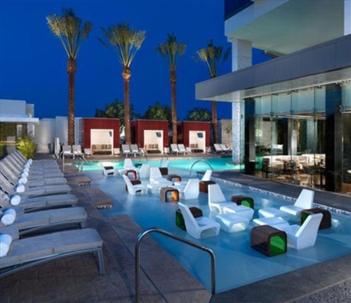 Palms Place Studio with Balcony & Strip View - image 9