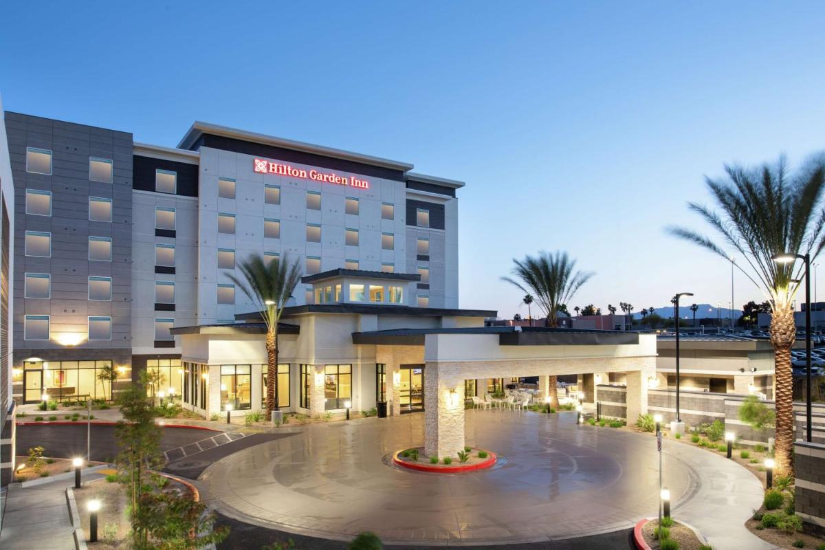 Hilton Garden Inn Las Vegas City Center - main image