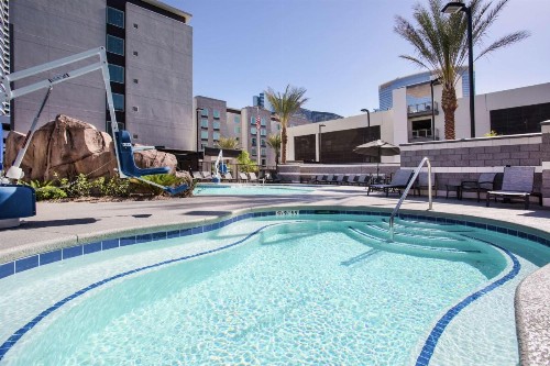 Hilton Garden Inn Las Vegas City Center - image 10