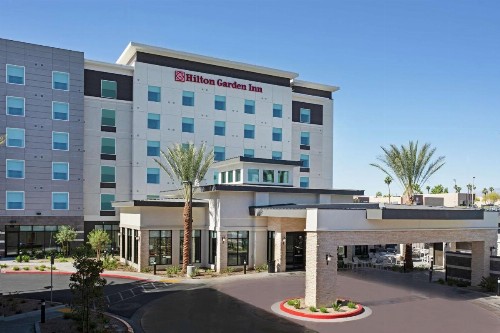Hilton Garden Inn Las Vegas City Center - image 3