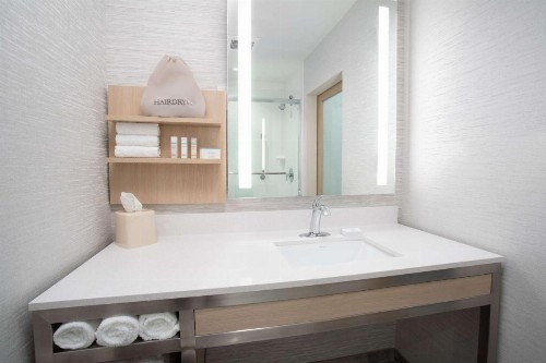 Hilton Garden Inn Las Vegas City Center - image 36
