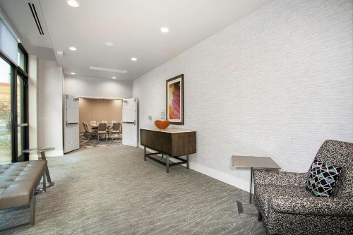 Hilton Garden Inn Las Vegas City Center - image 40