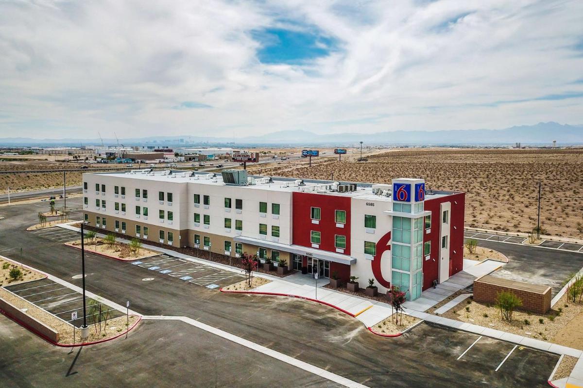 Motel 6-Las Vegas NV - Motor Speedway - image 3