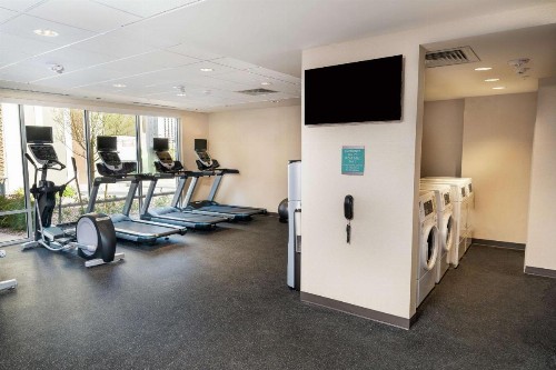 Home2 Suites by Hilton Las Vegas City Center - image 9
