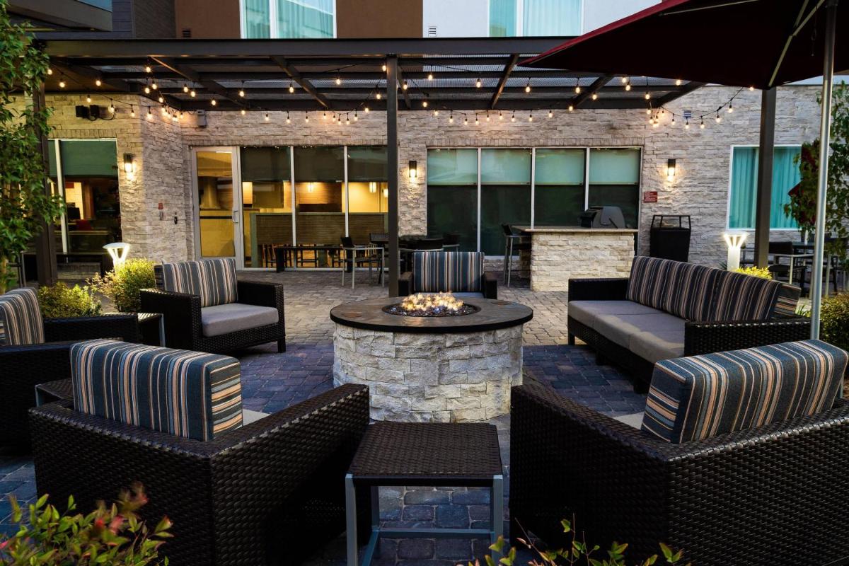 TownePlace Suites by Marriott Las Vegas City Center - image 3