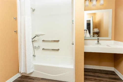 TownePlace Suites by Marriott Las Vegas City Center - image 8