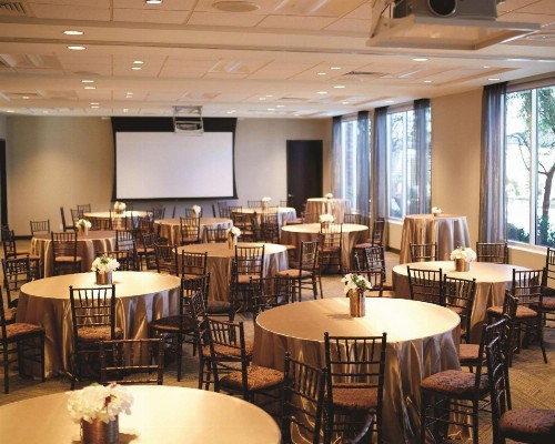 Hyatt Place Las Vegas at Silverton Village - image 4