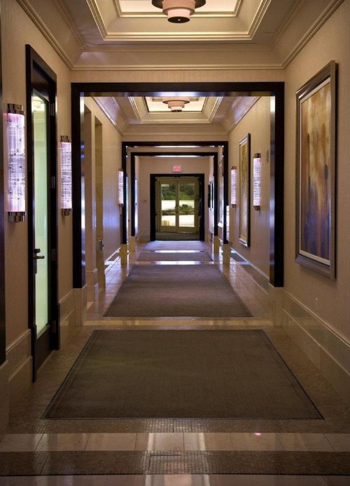 The Signature at MGM Grand by Suiteness - image 6