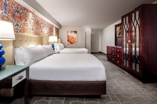 Luxor Hotel & Casino by Suiteness - image 19