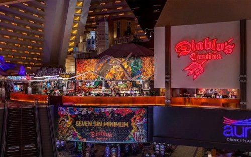 Luxor Hotel & Casino by Suiteness - image 24