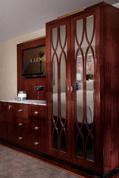 Luxor Hotel & Casino by Suiteness - image 49