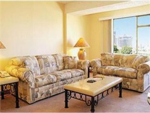 Jockey Resort Suites Center Strip - image 2