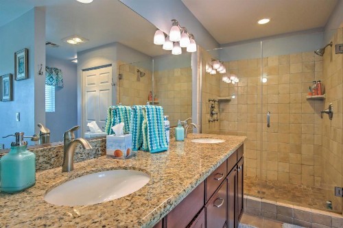 Las Vegas Home on 1/2 Acre w/Pool -10 min to Strip - image 11