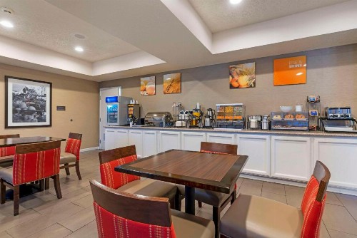 Comfort Inn Lathrop Stockton Airport - image 19