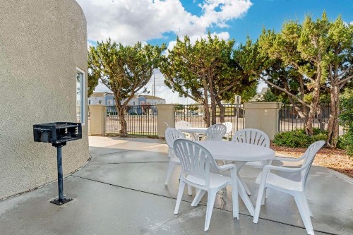 Comfort Inn Lathrop Stockton Airport - image 21