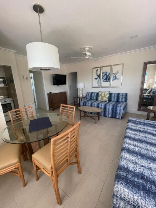 High Noon Beach Resort - image 10