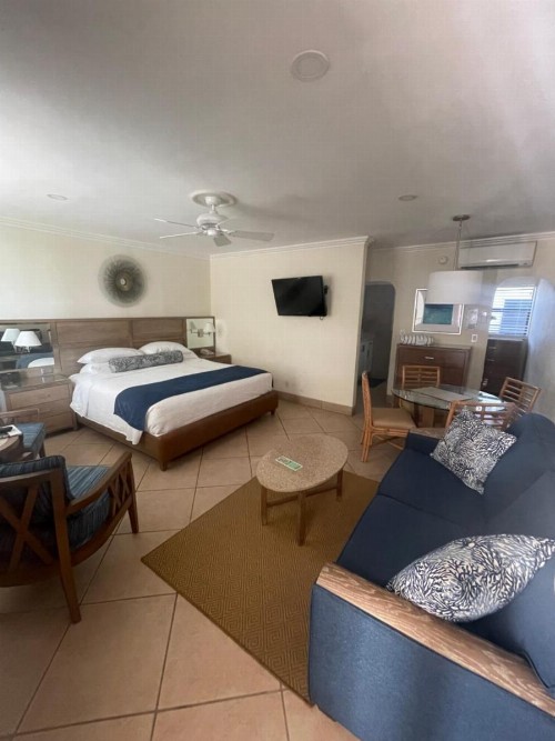 High Noon Beach Resort - image 36