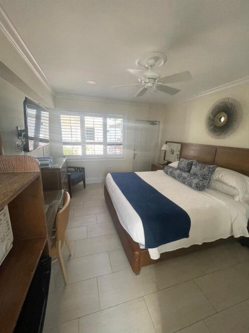High Noon Beach Resort - image 42