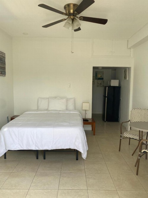 Coral Key Inn - image 10