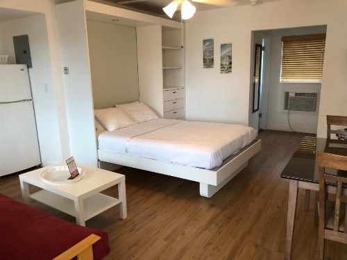 Coral Key Inn - image 20