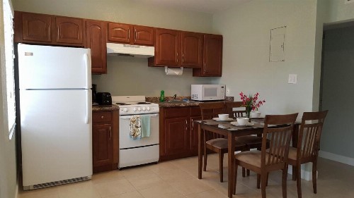 Coral Key Inn - image 27