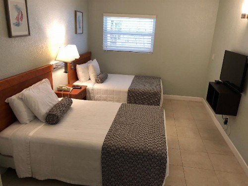 Coral Key Inn - image 42