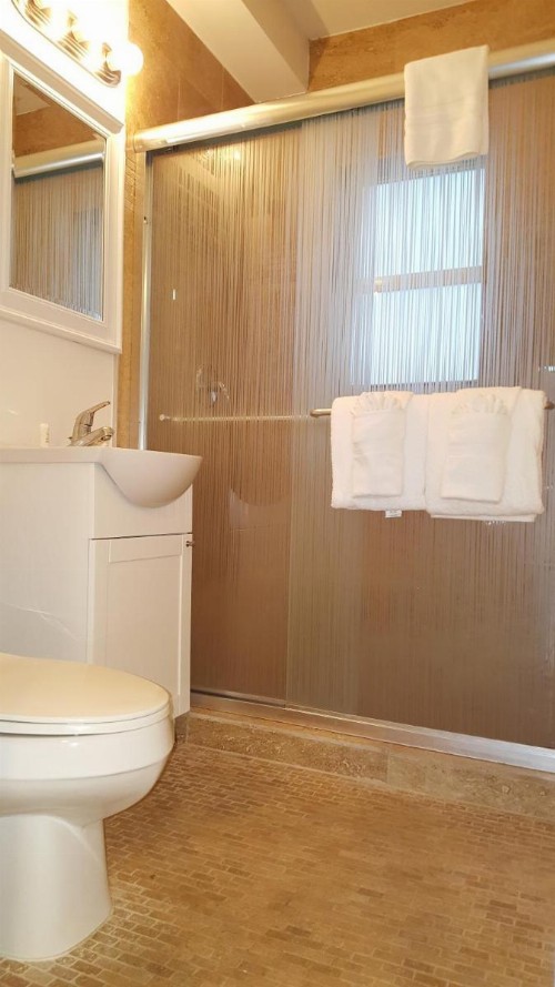Coral Key Inn - image 45