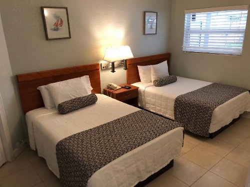Coral Key Inn - image 7
