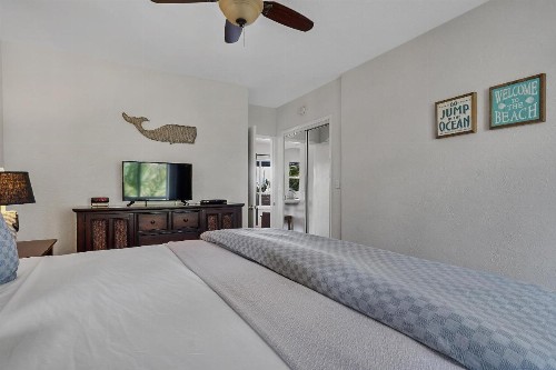 4145 By The Sea Inn & Suites - image 15