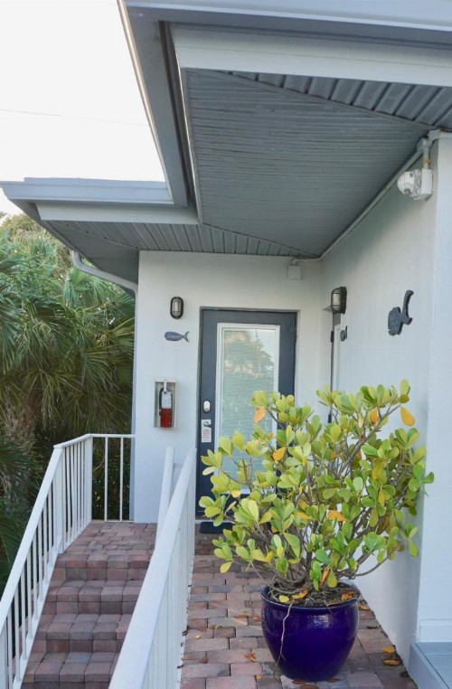 4145 By The Sea Inn & Suites - image 21