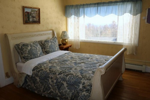 Echo Mountain Inn - image 12