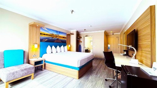 Days Inn by Wyndham Los Angeles LAX/ Redondo&ManhattanBeach - image 9