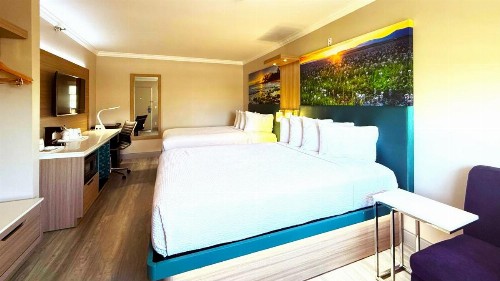 Days Inn by Wyndham Los Angeles LAX/ Redondo&ManhattanBeach - image 4