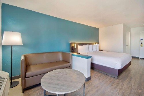 Baymont by Wyndham LAX/Lawndale - image 24