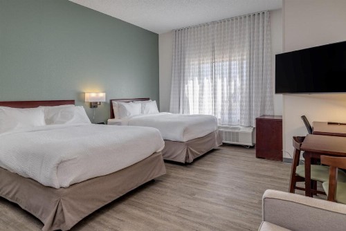 SpringHill Suites by Marriott Lawton - image 28