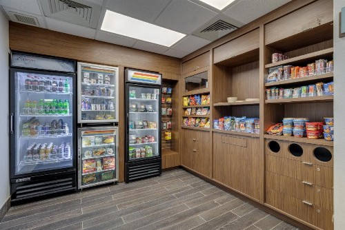 SpringHill Suites by Marriott Lawton - image 30