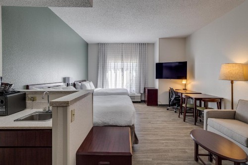 SpringHill Suites by Marriott Lawton - image 39