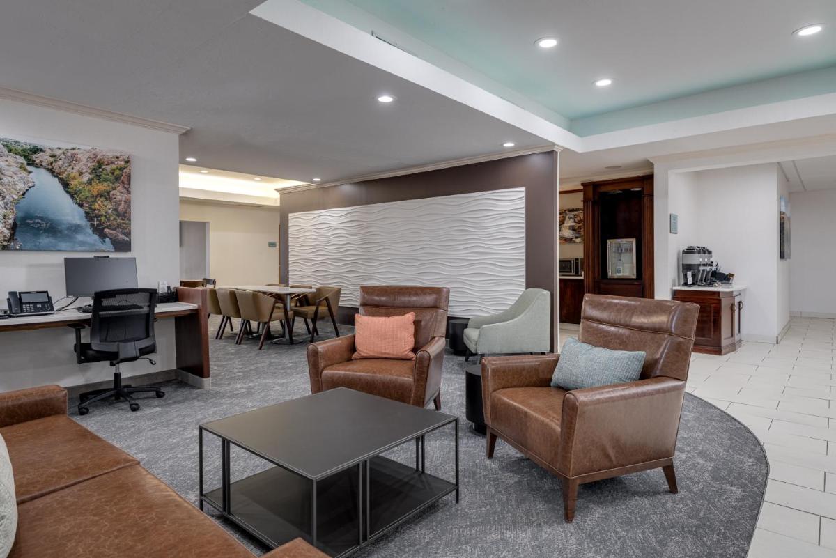 SpringHill Suites by Marriott Lawton - image 6