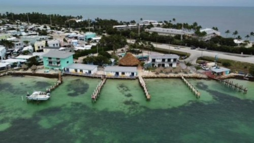 Edgewater Lodge - image 20