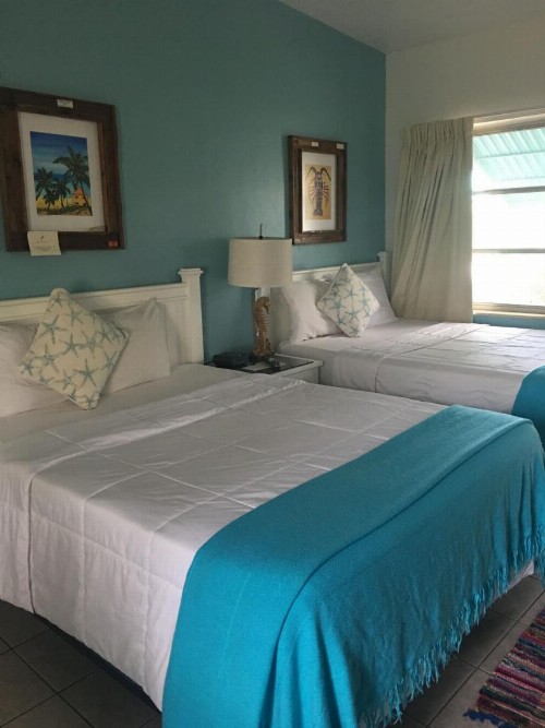 Edgewater Lodge - image 23