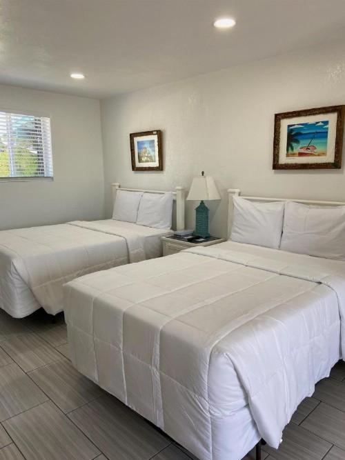 Edgewater Lodge - image 24