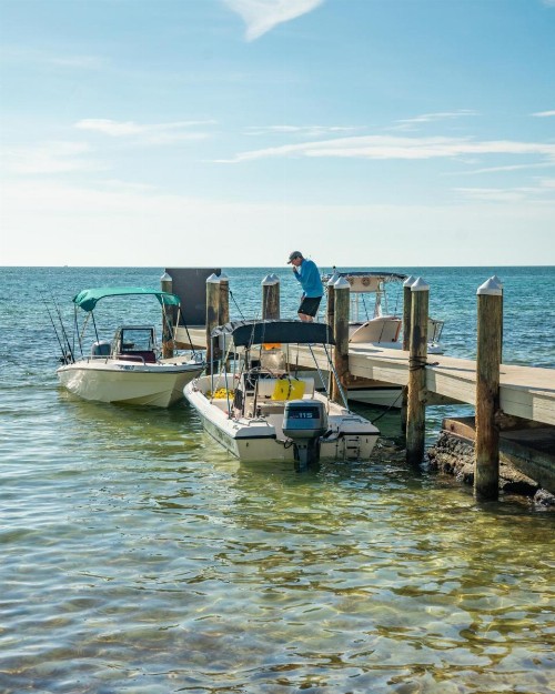 Edgewater Lodge - image 25