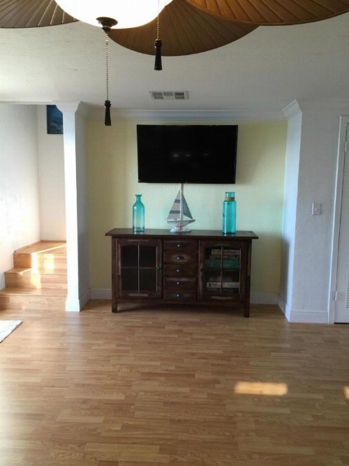 Edgewater Lodge - image 4