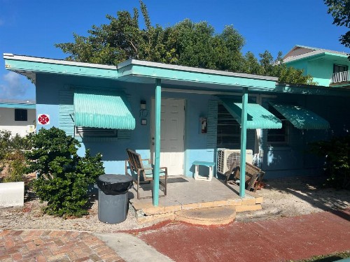 Edgewater Lodge - image 8