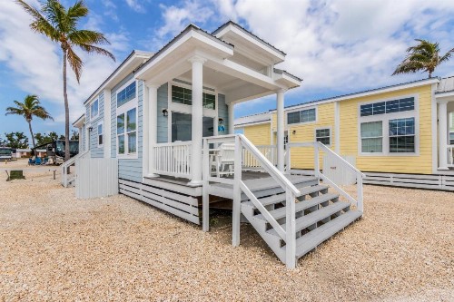 Fiesta Key RV Resort Waterfront Cottage 33 - image 12