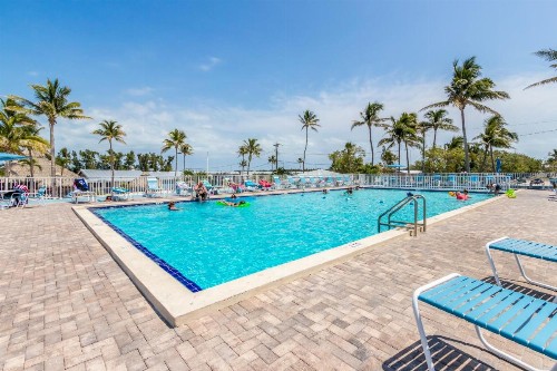 Fiesta Key RV Resort Waterfront Cottage 33 - image 16