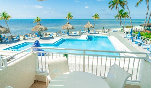 Caloosa Cove Resort & Marina - image 2