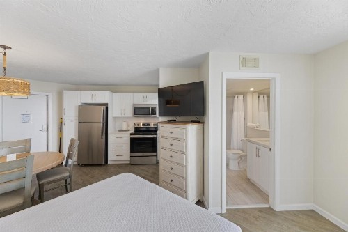 Caloosa Cove Resort & Marina - image 28