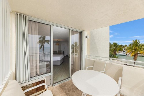 Caloosa Cove Resort & Marina - image 35