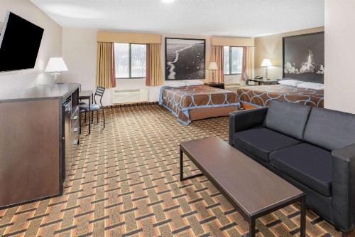 Scottish Inn and Suites League City - image 23